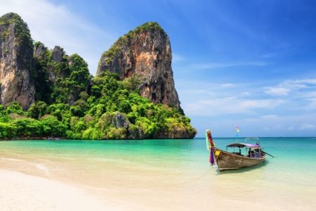 Exploring the Enchanting Wonders of Thailand: A Traveler’s Paradise